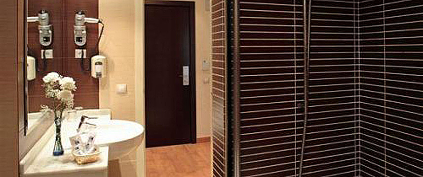 Don Paco Hotel - Bathroom