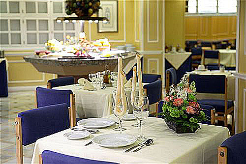 Don Paco Hotel - Restaurant