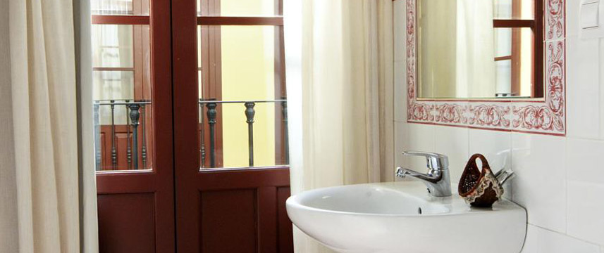 Don Pedro Hotel - Bathroom