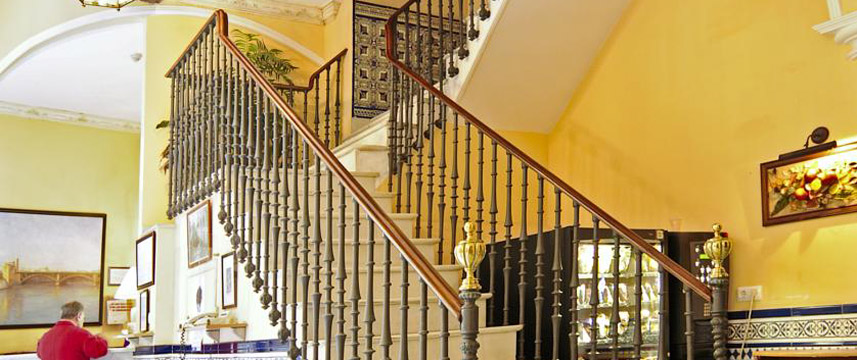 Don Pedro Hotel - Stairs