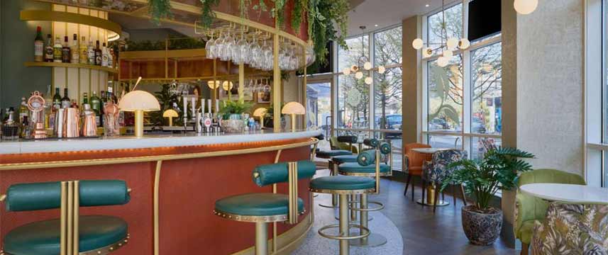 DoubleTree by Hilton London Chelsea - Cre Bar