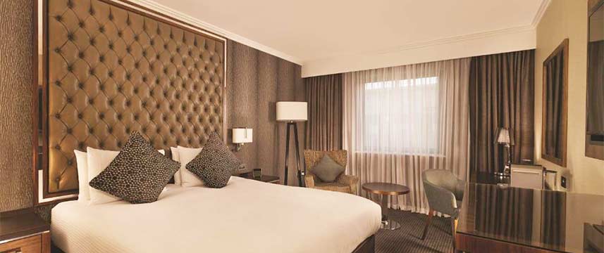 DoubleTree by Hilton Woking - Premium Deluxe Room
