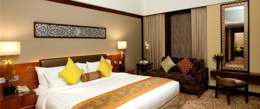 Dusit Thani Dubai - Executive Suite