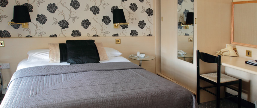 Edinburgh Thistle - Double Bedroom