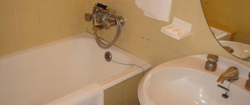Elite Hotel - Bathroom