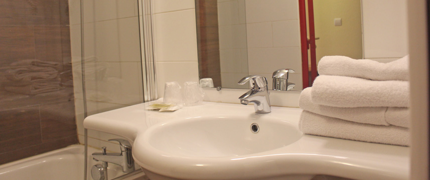 Eurohotel Paris Creteil Metro - Bathroom