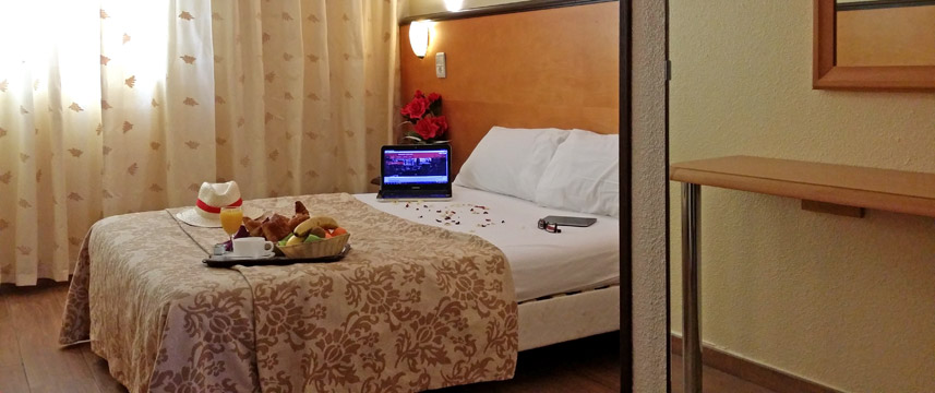 Eurohotel Paris Creteil Metro - Double Bedroom