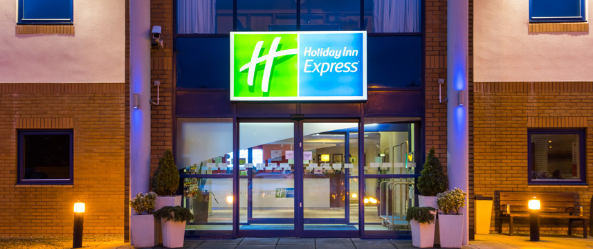 Express Newport Entrance