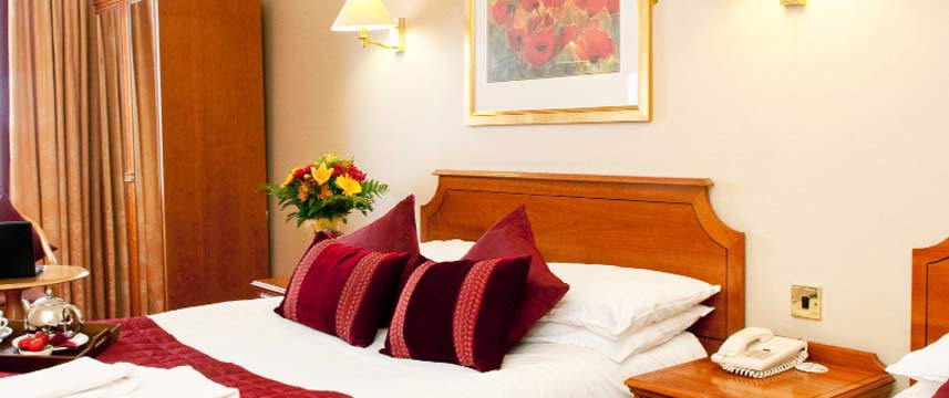Eyre Square Hotel - Triple Room