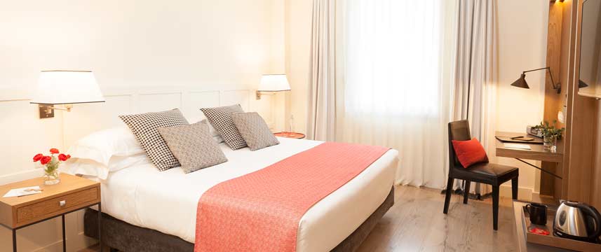 Gallery Hotel - Double Exterior View