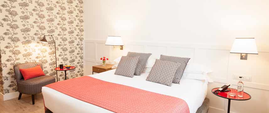 Gallery Hotel - Interior Room