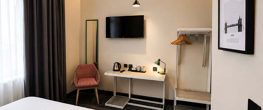 Garner Hotel London Victoria - Guest Room