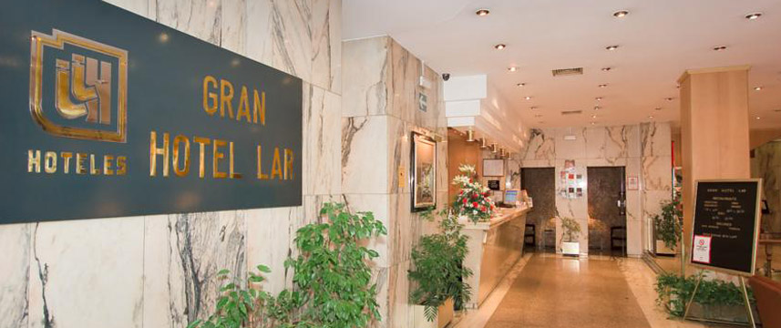 Gran Hotel Lar - Lobby