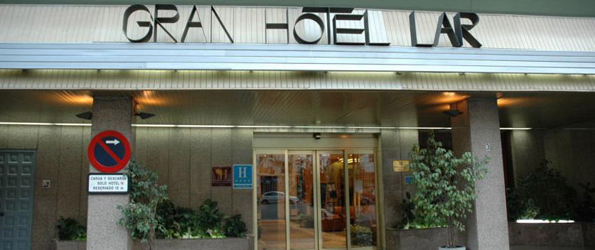 Gran Hotel Lar - Outside