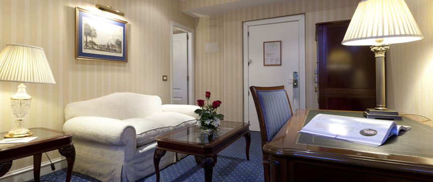 Gran Hotel Velazquez - Junior Suite Room