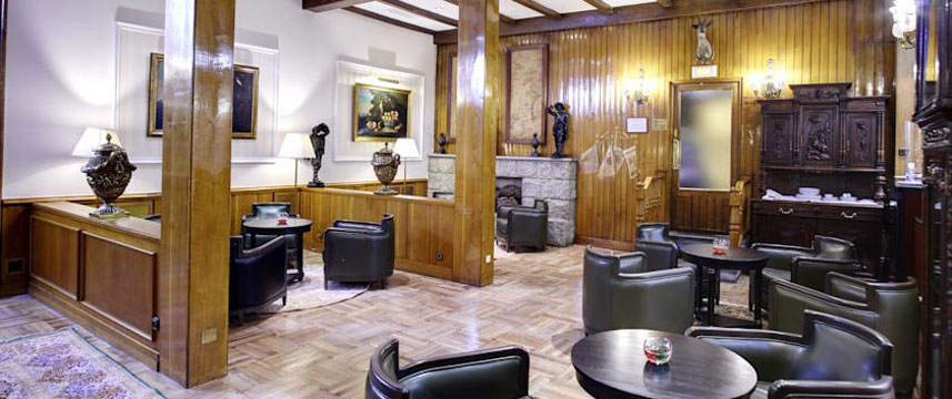Gran Hotel Velazquez - Lounge Area