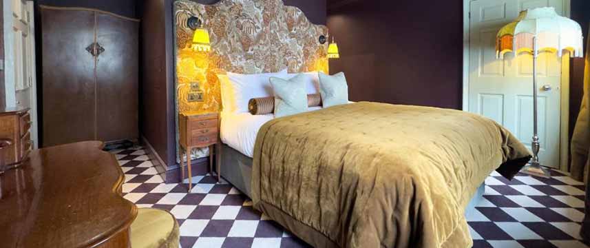 Guy Fawkes Inn - Heritage King