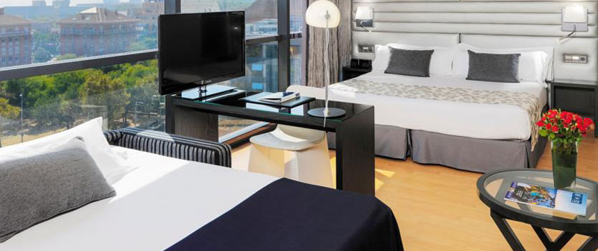 H10 Marina Barcelona - Family Room