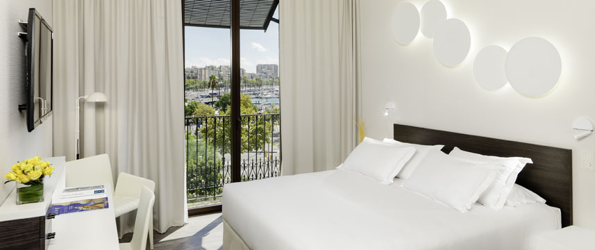 H10 Port Vell - Port Double