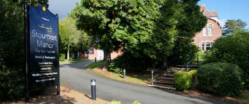 Hallmark Stourport Manor Entrance
