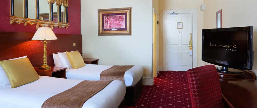 Hallmark The Queen Chester Classic Twin