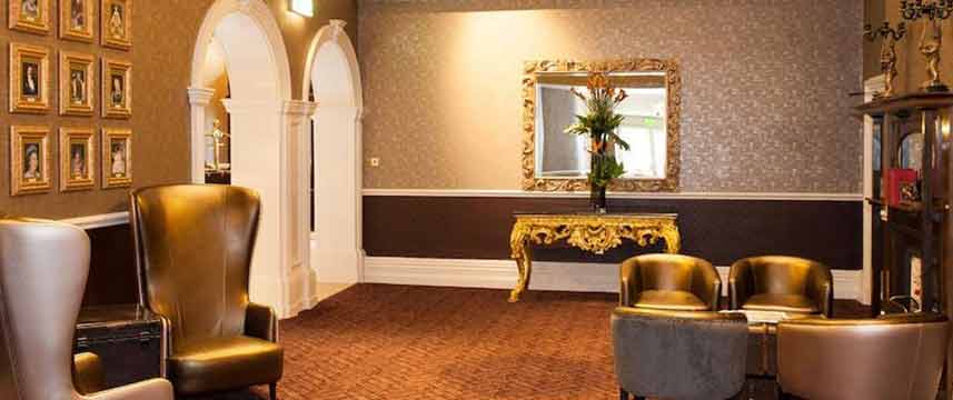 Hallmark The Queen Chester Lobby Seating