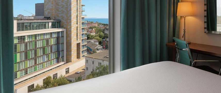 Hampton By Hilton Bournemouth Queen Room View