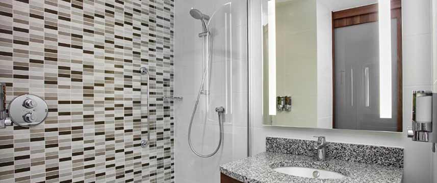 Hampton by Hilton Bristol City Centre - Bathroom