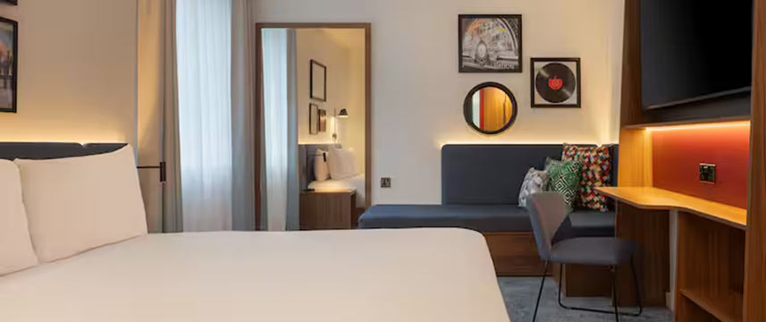 Hampton by Hilton London Waterloo - Premium Queen