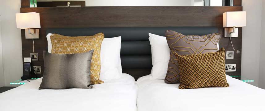 Haymarket Hub Hotel - Standard Twin Beds