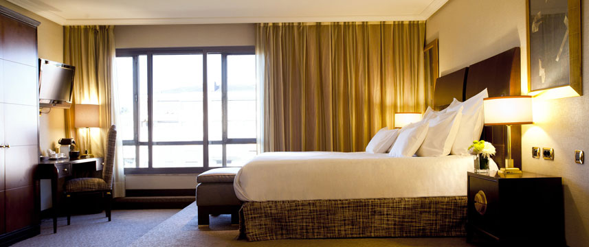 Hesperia Madrid - Bedroom
