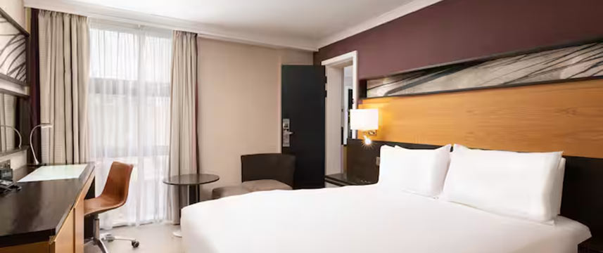 Hilton London Kensington - Junior Suite