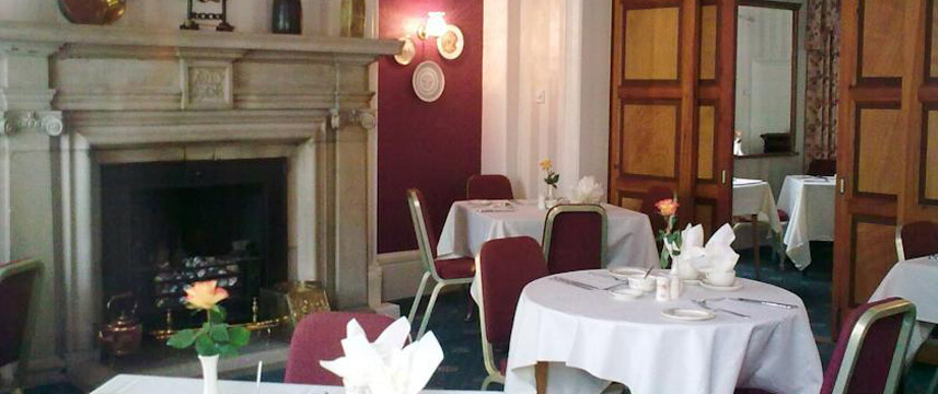 Holgate Hill Hotel - Restaurant Tables