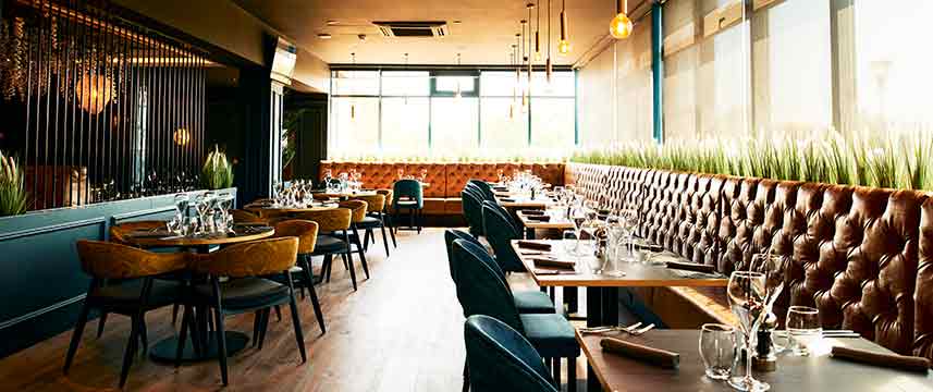 Holiday Inn Aberdeen West - Brasserie Tables