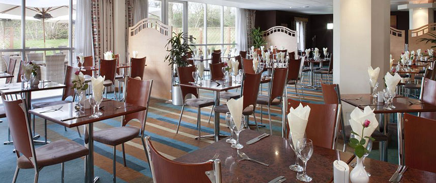 Holiday Inn Bristol Airport - Restaurant