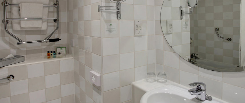 Holiday Inn Coventry M6 Jct 2 - Bathroom