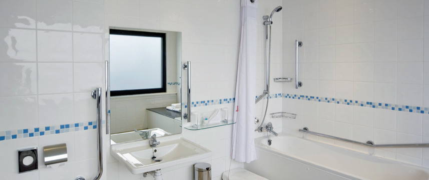 Holiday Inn Edinburgh City West - Bathroom