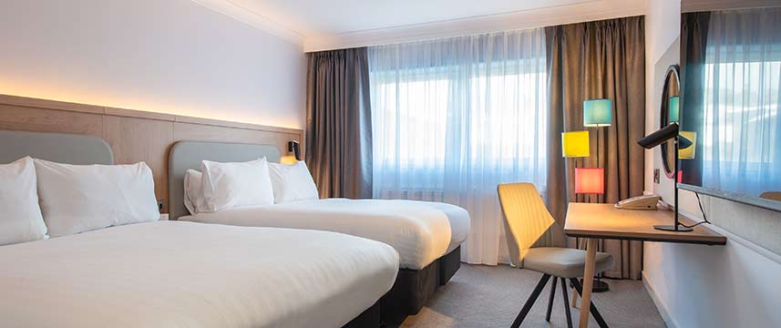 Holiday Inn Edinburgh - Twin Double Room