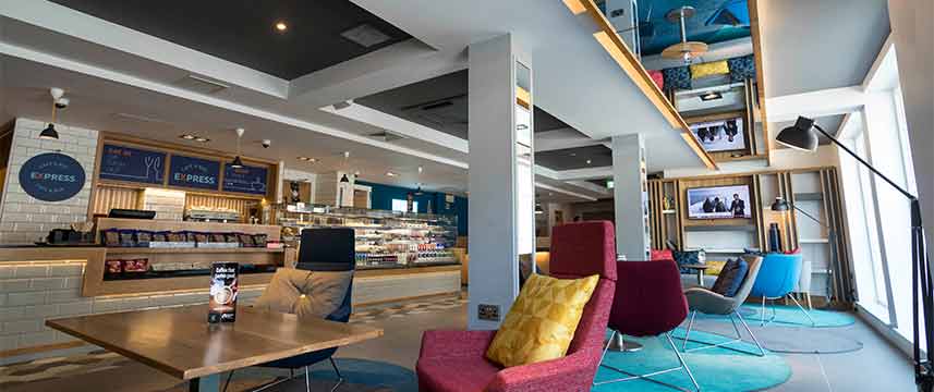 Holiday Inn Express Aberdeen City Centre - Cafe Lounge