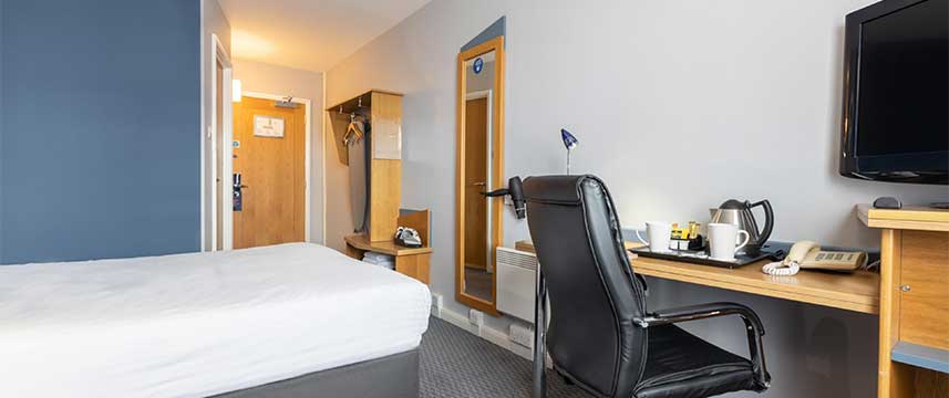 Holiday Inn Express Aberdeen City Centre - Guest Room