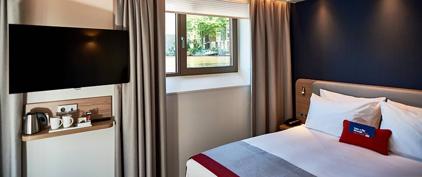 Holiday Inn Express Amsterdam City Hall - Standard Room