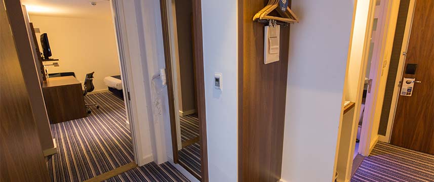 Holiday Inn Express Birmingham South A45 - Connecting Rooms