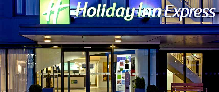 Holiday Inn Express Birmingham South A45 - Entrance