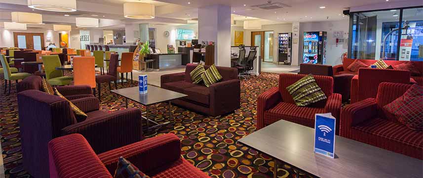 Holiday Inn Express Birmingham South A45 - Lobby Lounge