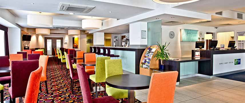 Holiday Inn Express Birmingham South A45 - Lobby Seating