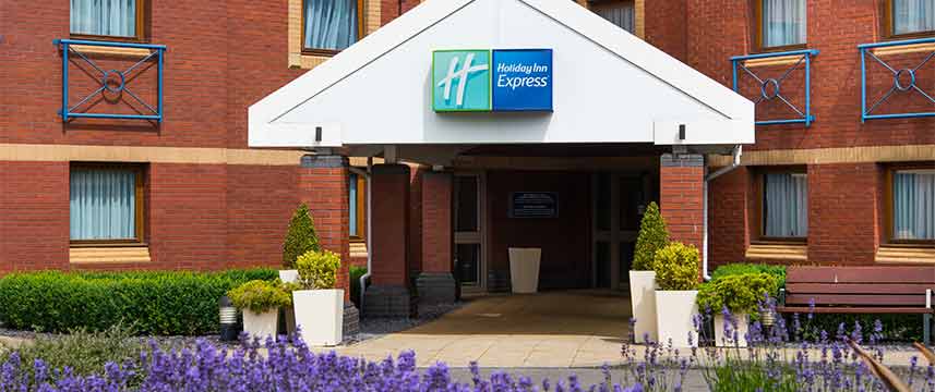 Holiday Inn Express Bristol Filton Entrance