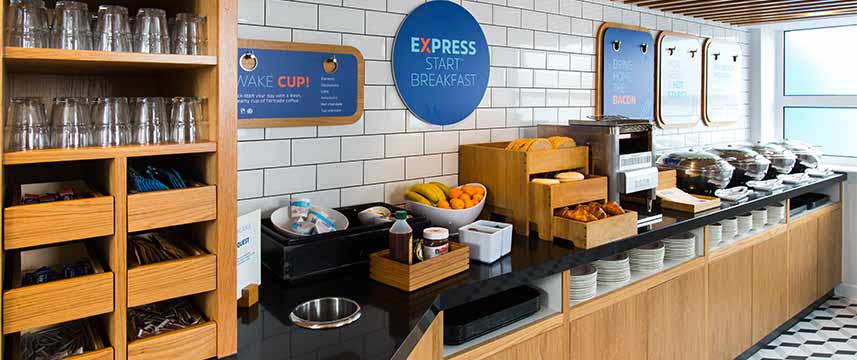 Holiday Inn Express Cardiff Bay - Breakfast Buffet