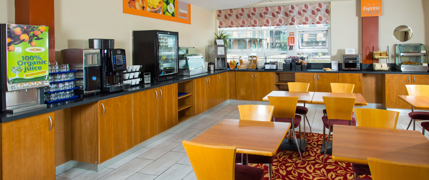 Holiday Inn Express Cardiff Bay - Breakfast Room