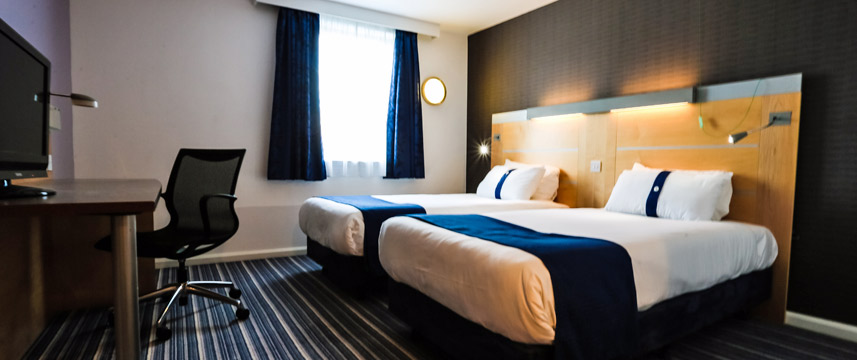 Holiday Inn Express Castle Bromwich Twin Room Main
