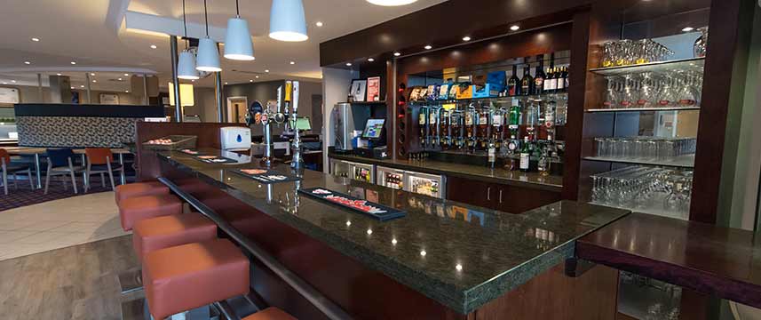 Holiday Inn Express Dunfermline - Bar